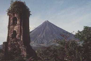 mayonvolcano.jpg (9846 bytes)